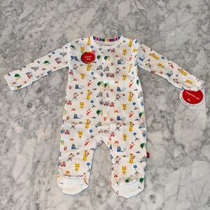 NWT MAGNETIC ME ORGANIC COTTON FOOTIE 0/3M
